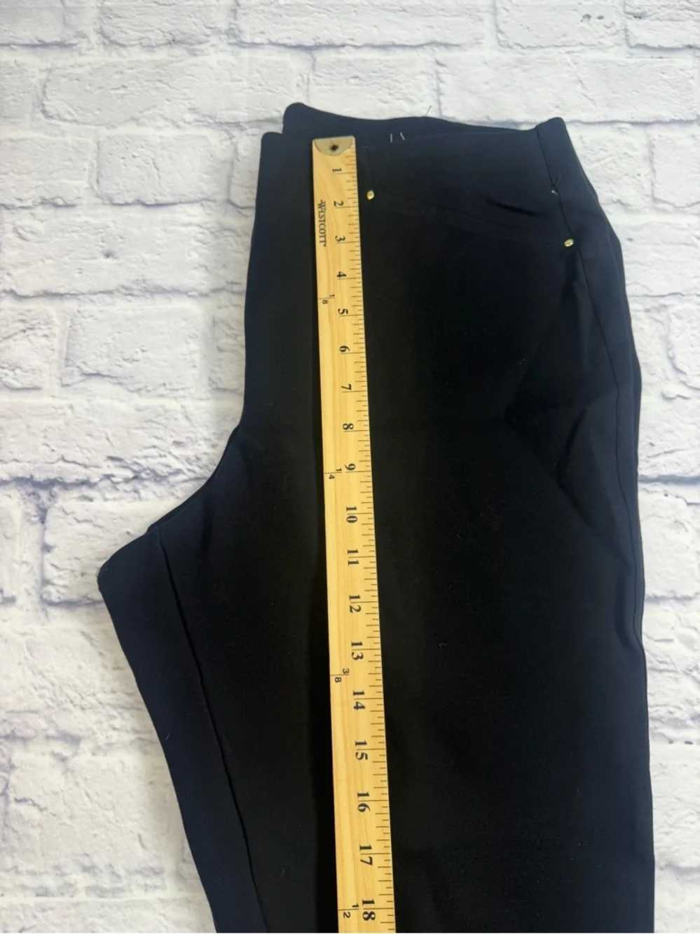 Rafaella Black Straight-Leg Dress Pants. Pull On. Stretch. Size 16P. - Picture 4 of 8